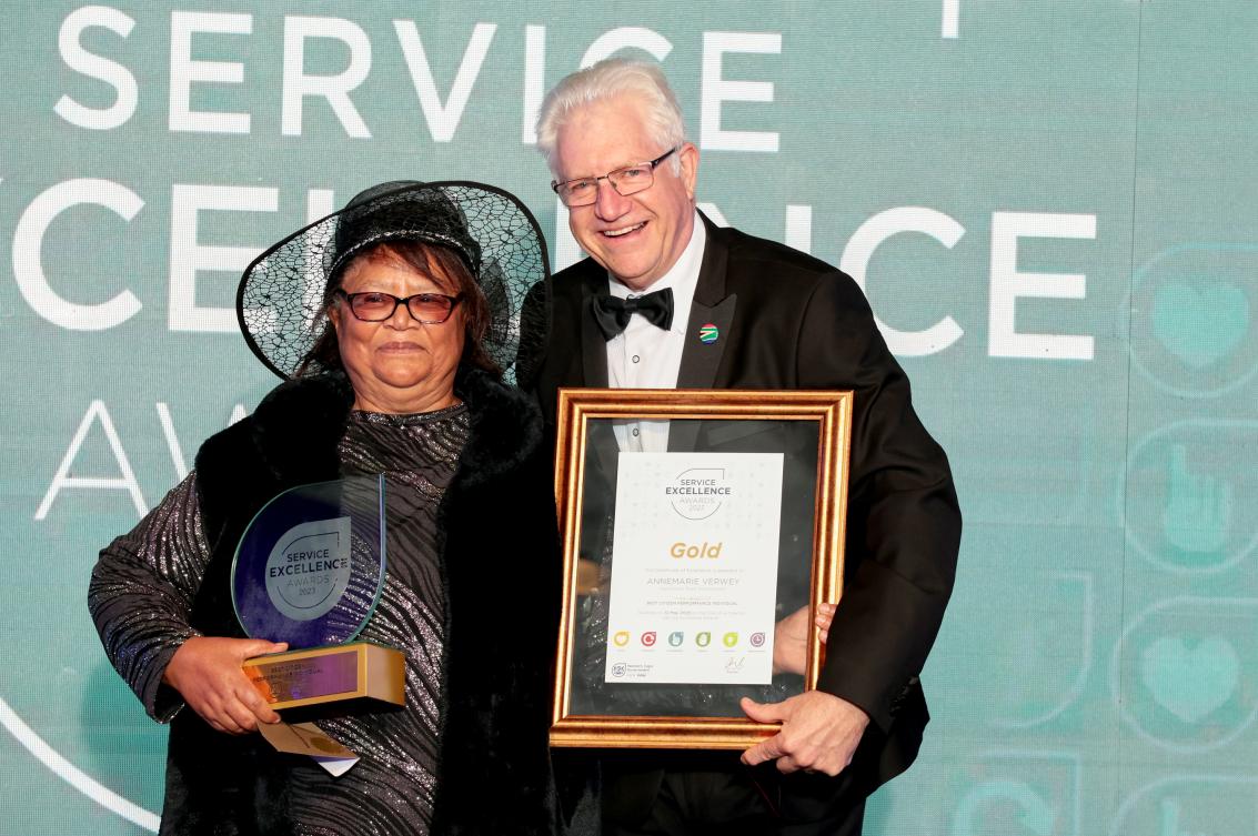 BEST CITIZEN PERFORMANCE INDIVIDUAL - GOLD