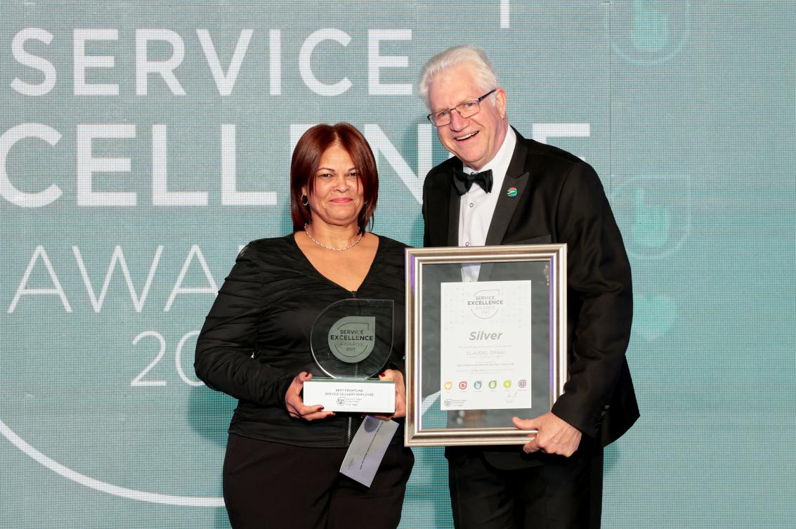 BEST FRONTLINE SERVICE DELIVERY EMPLOYEE 