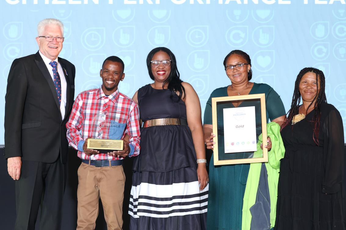 Merweville Emergency First Aid Responders (EFARs) also known as Die Lopende Ambulanse